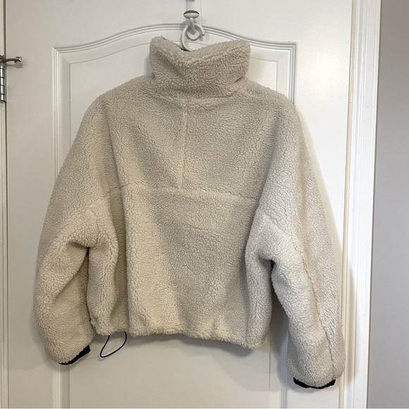 Madison The Label Aiden Reversible Jacket - Picture 8 of 9